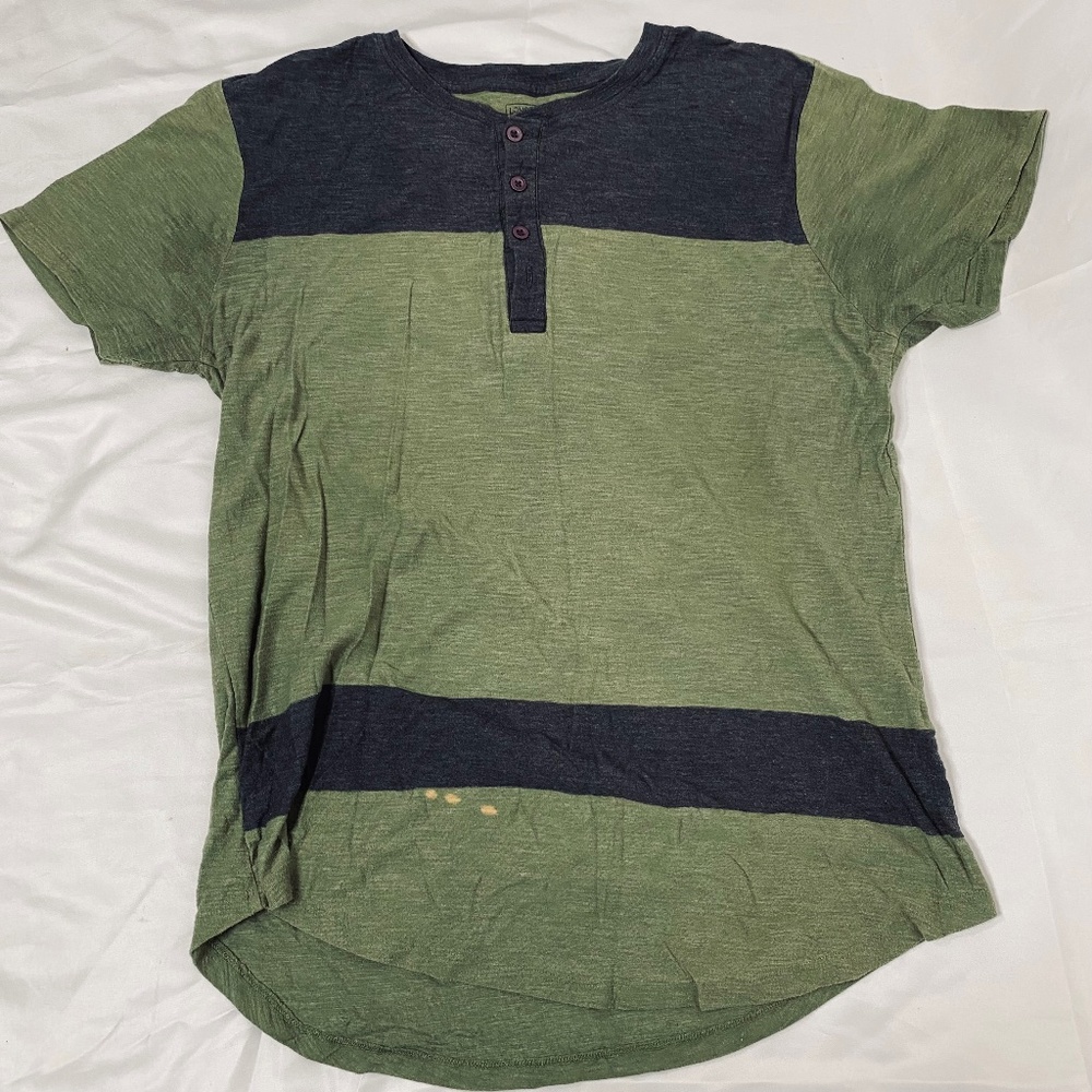 Men’s Half Placket Button Up Shirt| Two-Toned| Short Sleeve
